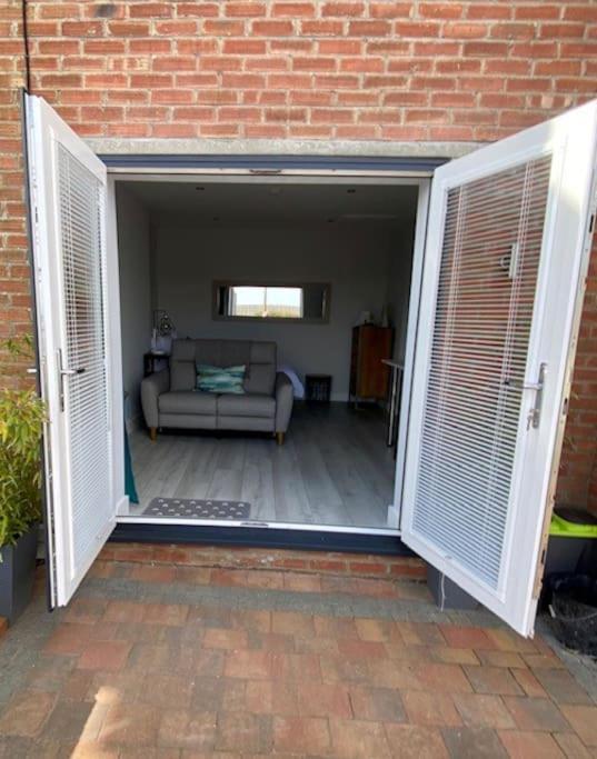 Luxury Mumbles View Studio Apartment Swansea Eksteriør bilde
